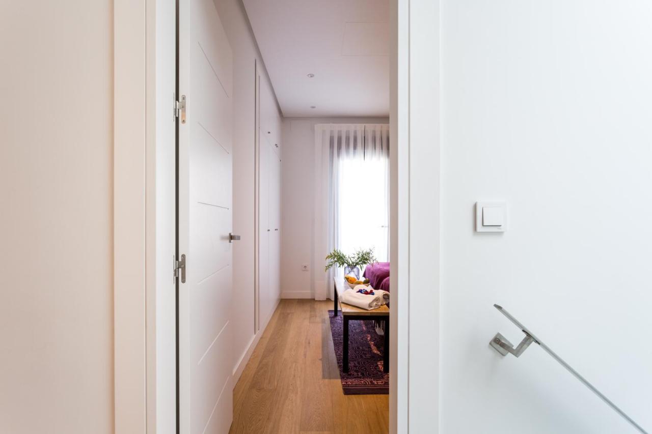 Apartamentos Rg Plaza De Espana Seville Exterior photo